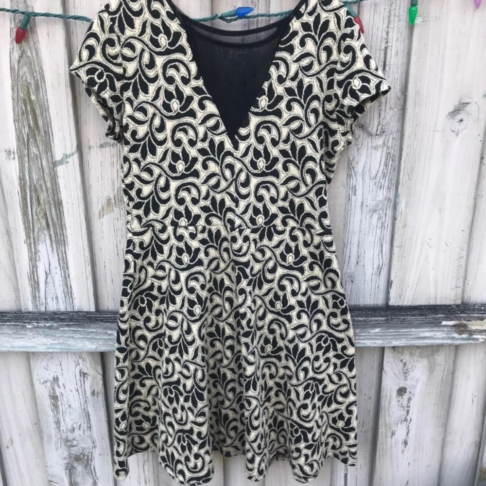 Dani collection dress size L